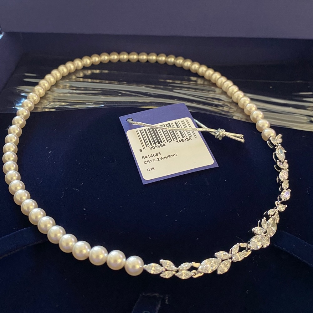 Swarovski Pearl and Crystal Necklace